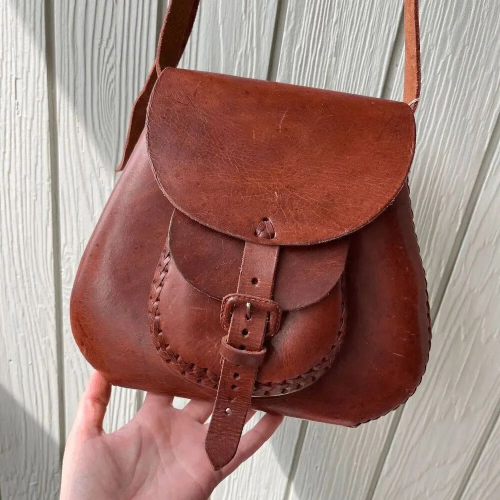 VTG Handcrafted Leather Saddle Bag Boho Western Folk Artisan Crossbody 10”
